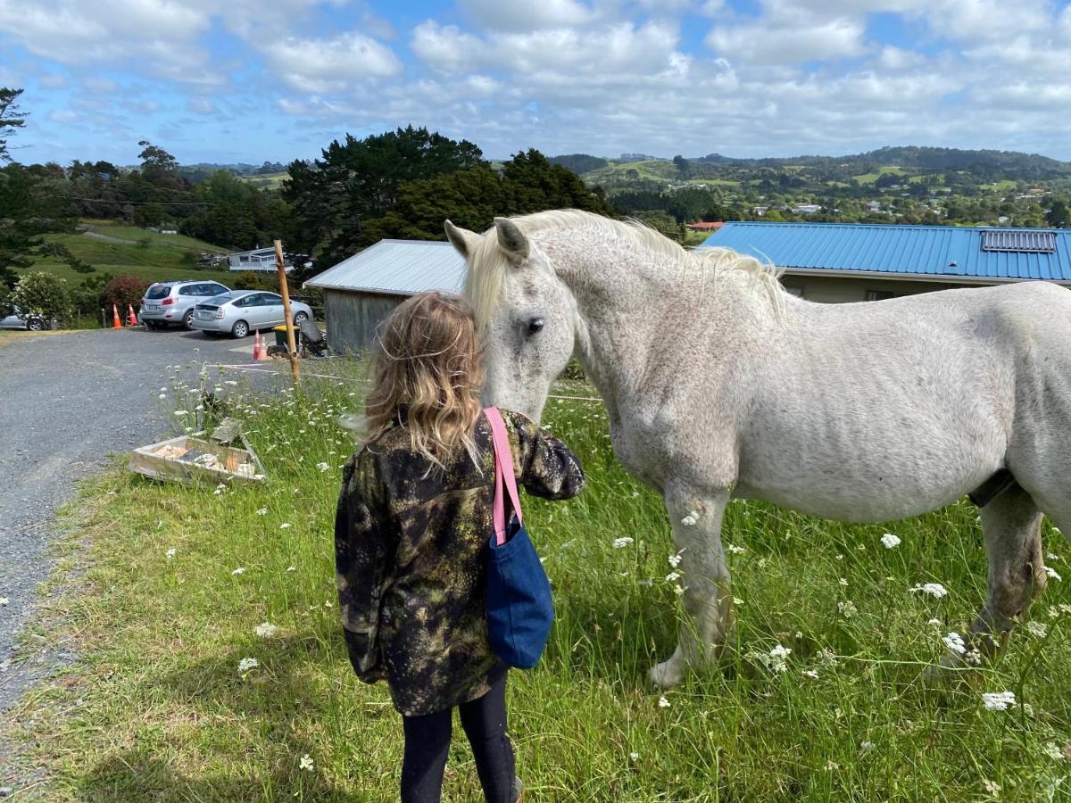 Pukeatua Farmstay Waimauku Экстерьер фото